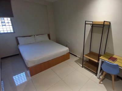 ✨ Fully furnished room with Private bathroom at Bandar Sunway near Sunway Pyramid and 3 mins walking distance to BRT Station
