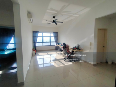 Lakeville Residence 3r2b, Partly Furnished, View To Offer