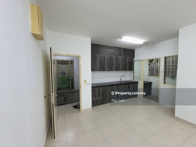 Low Floor, Seri Baiduri Apartment Setia Alam, kitchen cabinets