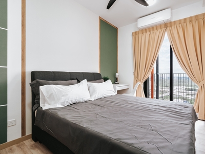 Luxurious Room for rent Condo Emporis Kota Damansara