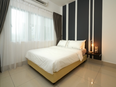 Master room for rent in Sungai best kl razak city near midvelly and sunway velocity
