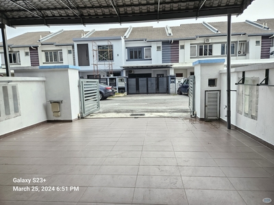 Master Room with attached bathroom – double storey house -Puchong, Taman Kinrara Seksyen 4