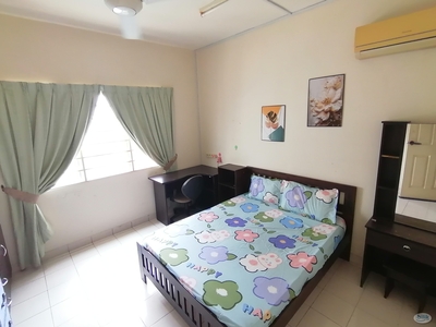 ==Medium Big Room==for Rent at Suriamas Condominium