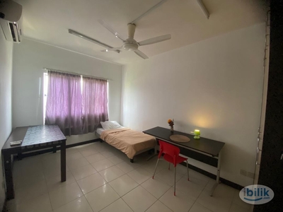 Middle Room at Cova Villa, Kota Damansara