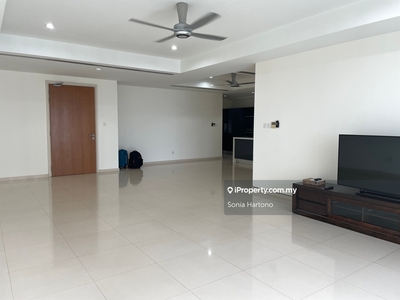 Mont kiara 28 for sale , Partly furnished, high floor