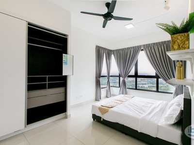 [❌No Aircond] Master Room with Private Bathroom for Rent at D'Sara Sentral, Sungai Buloh [Linked Bridge to MRT Kampung Selamat]