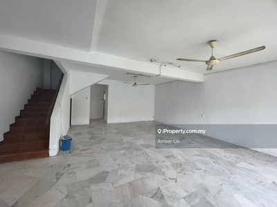 Puchong Saujana Double storey For sale