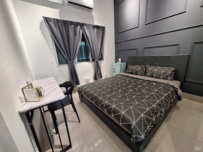 Razak City Residences - Queen Bedroom For Rent