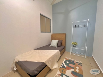 Single PRIVATE + Well Maintained Room at OUG Parklane, Old Klang Road, Bukit Jalil, Midvalley, Kinrara, Puchong, OUG