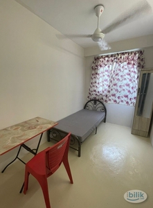 Single Room at Sri Saujana Apartment, Georgetown