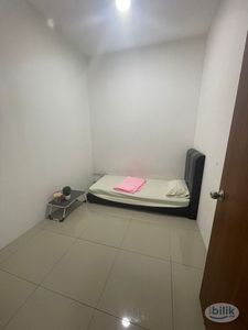 Single Room at SuriaMas Suites, Johor Bahru