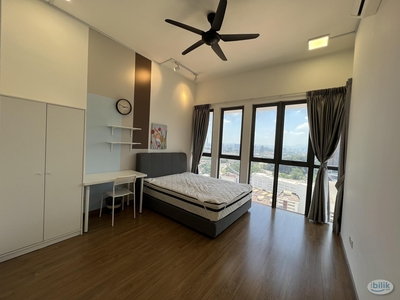 [ Walking Distance to MRT Taman Connaught] ✨Fully Furnished Master Room with Private Bathroom for Rent @ The Annex