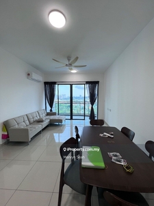 Waterside Residence 1055 Sqft Fully Furnished 2 Car Park Worth Deal