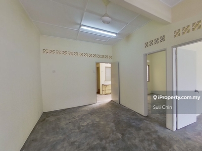 Well-maintained 1 Storey Terrace House For Sale @ Taman Suntex, Batu 9