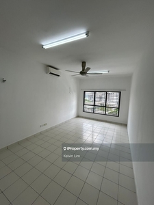 Akasia Bukit Jalil 3r2b for rent new condo price negotiable