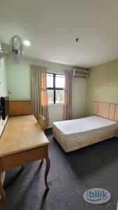 [Anthill Puchong] Co-living Private Bathroom ️ Available Master Room at Puchong Jaya 10 Min ‍♂️ to LRT Station