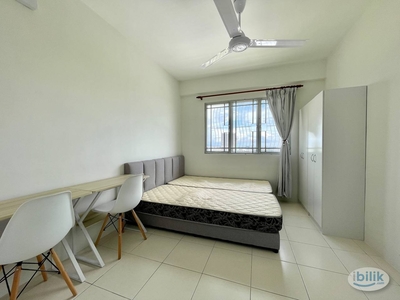 Apartment Pangsapuri Suria 1 Middle Room with Aircon for Female at Batu Kawan, Seberang Perai