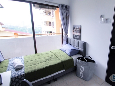 Balcony Single Room with A/C, Palm Spring, Kota Damansara near to MRT Surian, Dataran Sunway, The Strand, Mitraland
