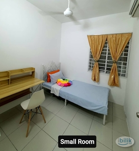 Female Single Private Room (walk to LRT station)