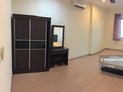 Fully Furnished / Big Layout / 5 Room 5 Bath / Good Condition