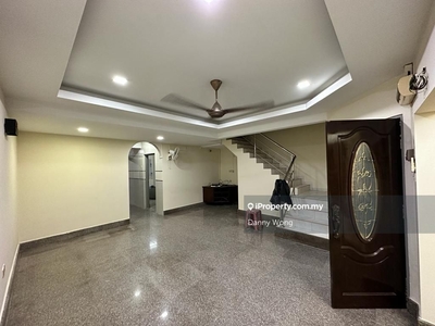 Good condition house, near to NSK. Call me now