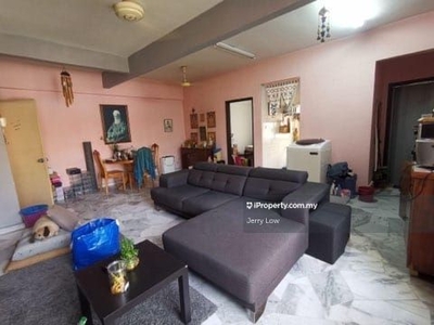 Level G Apartment with Renovated for Sale