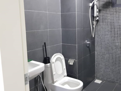 Master room @ Park Hill BUKIT JALIL [Private bathroom] fully furnished