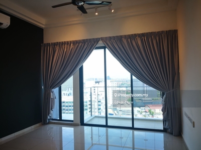 One bedder for rent at PJ Midtown