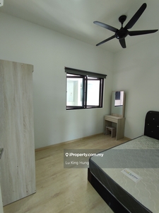 Parkhill Residence Single Room near Apu, Lrt, Imu for rent