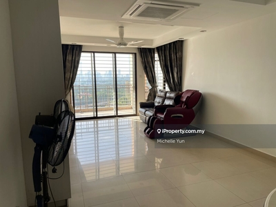 Partial furnished,vacant now,freehold,3r2b,1cp,strata title,klcc view