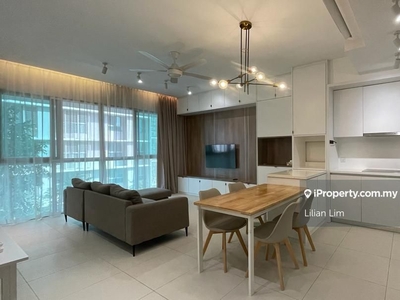 Premium luxurious Residences condominium @ Ara Damansara PJ