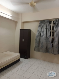 Single Room at Green Acre Park, Bandar Sungai Long