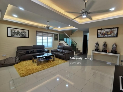Tastefully renovated and matured township