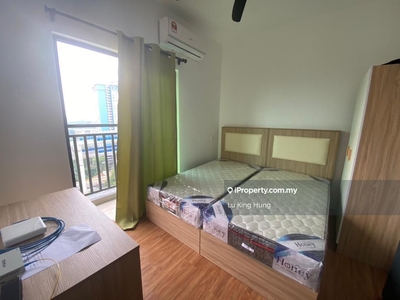 Ucsi residence 2 Balcolny room for rent