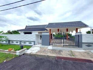 3 Storey Bungalow House Jalan Taman Intan Kajang For Rent