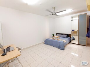 ✅Near MRT Surian to Bandar Utama/ TTDI Fully furnished Middle Room at Palm Spring, Kota Damansara. ✅Ready Move in!
