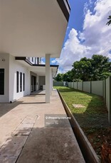 Double Storey Semi-D House At 11th Mile Jalan Kch-Serian For Rent