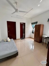 FULLY FURNISHED PRIVATE MASTERBEDROOM (MALE)