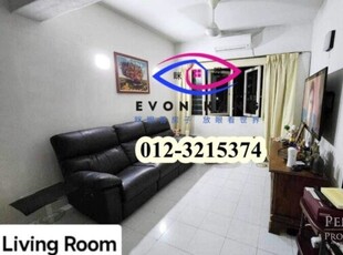 Greenlane Heights @ Jelutong 700SF Fully Furnished Built-in Cabinets