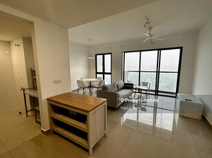 High Floor Facing Golf View, Nice 2 Bedrooms Unit For Rent