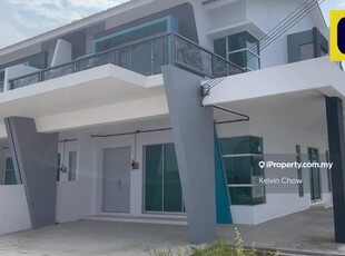 Lahat Sentosa Mosey Hill Luxury Double Storey Corner House For Sale