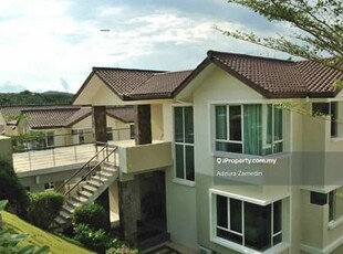 Luxury 3 Storey Bungalow Kayangan Heights Teratai Villa, Shah Alam