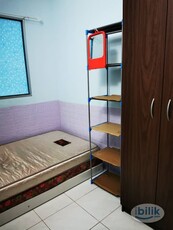 Small room at Bukit OUG Condominium (Chinese Female only)