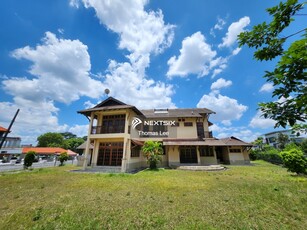 Stulang Laut Bungalow House