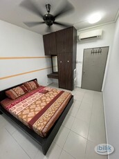 SURIA JELATEK RESIDENCE MIDDLE ROOM LADY'S UNIT FOR RENT