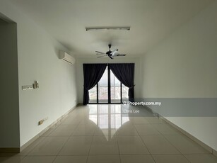 You vista 4bedrooms partial furnished walk distance to mrt