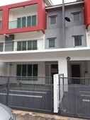 2.5 Storey Link House for Sales in Suria Tropika, Seri Kembangan, Selangor