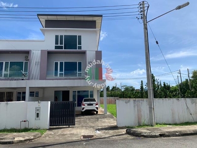 3-Storey Terrace Corner House, Taman Residen 88 , Jln Bunga Raya, Twu