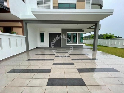 Brand New 3 Storey Terrace Corner Lot In Forest Height For Sale