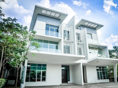 Cyberjaya Semi-D for rent,Clover Garden Residences,Freehold,Larger unit